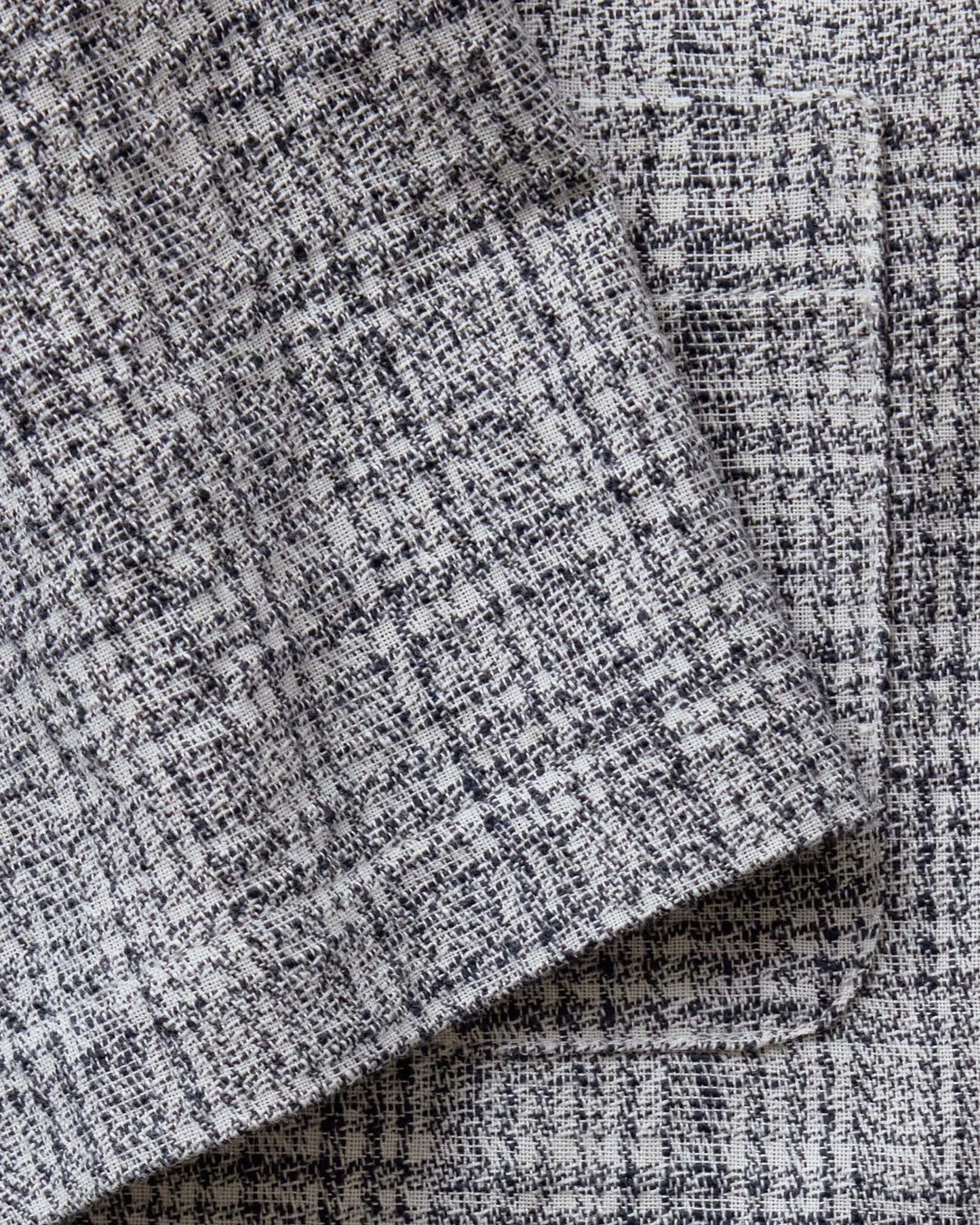 The Conrad Shirt in Cloud Cover Dobby