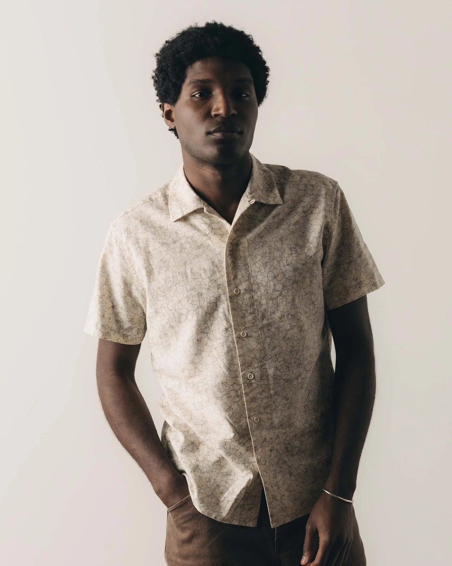 The Davis Shirt in Grey Skies Floral