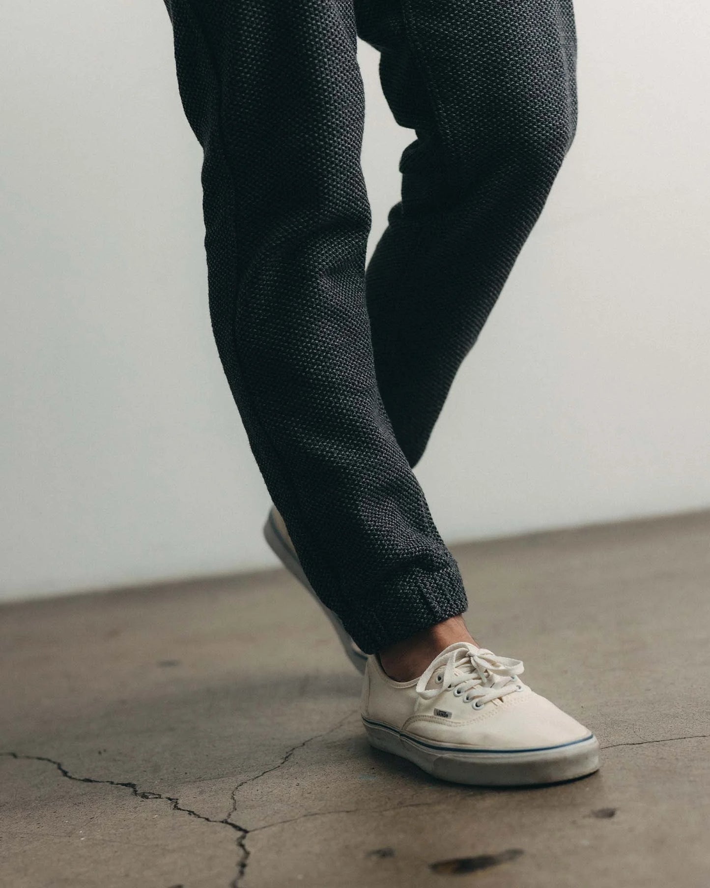 The Apres Pant in Charcoal Sashiko