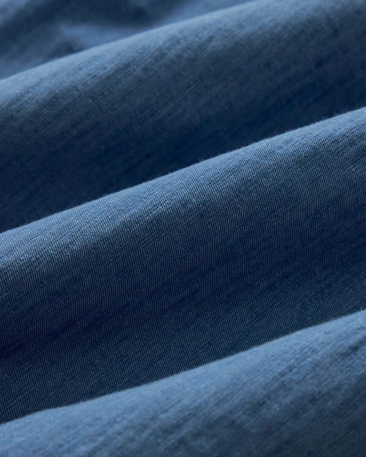 The Short Sleeve California in Washed Indigo Slub
