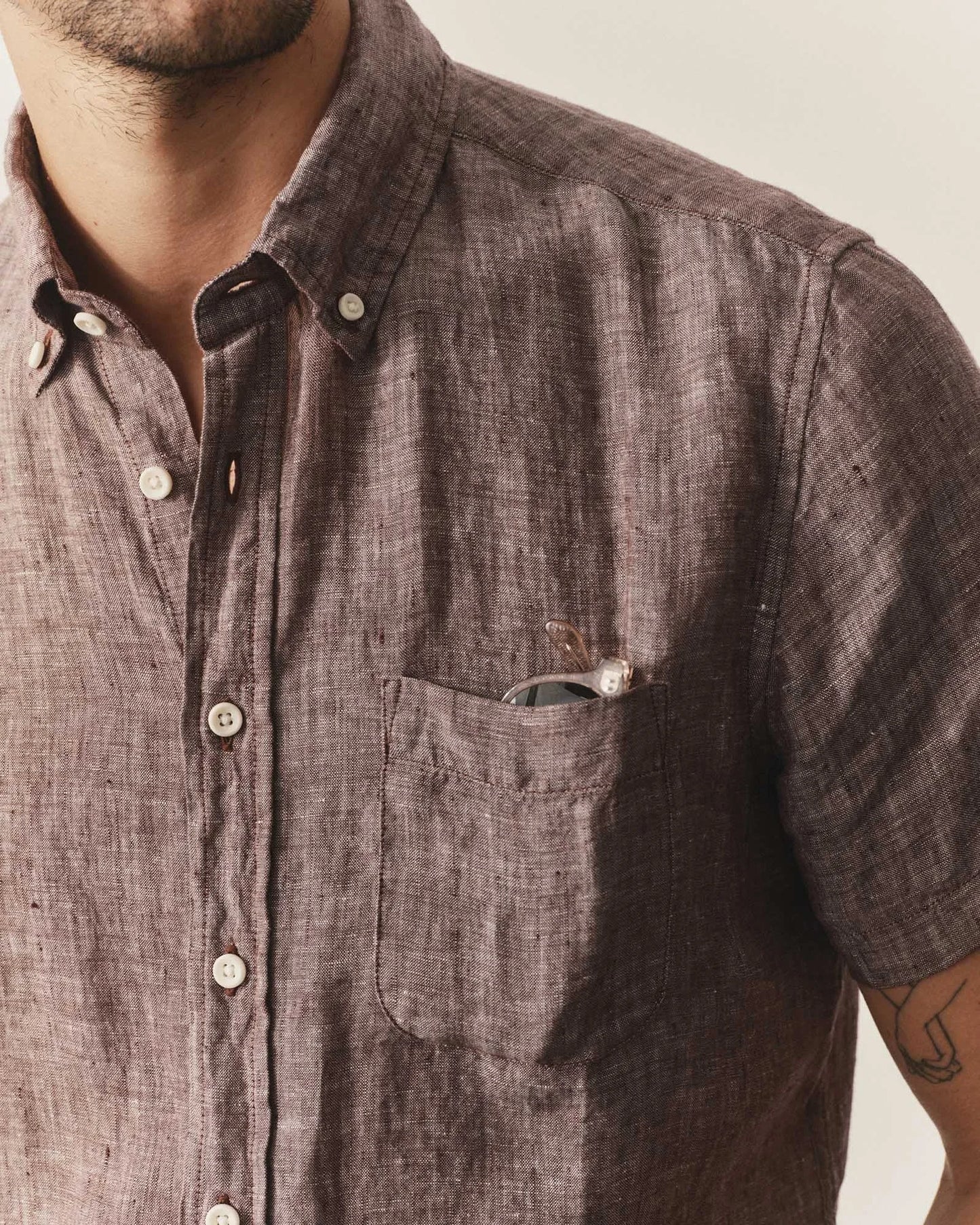 The Short Sleeve Jack in Burgundy Linen