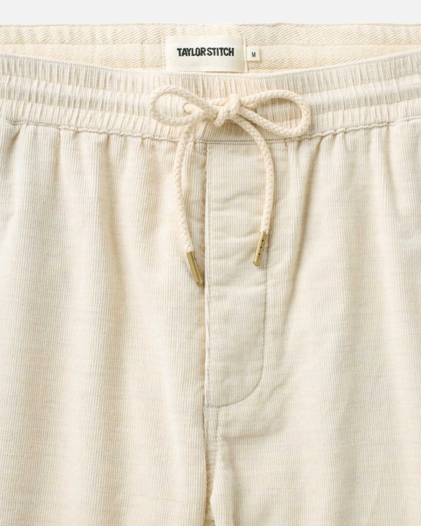 The Apres Short in Heather Oat Pincord