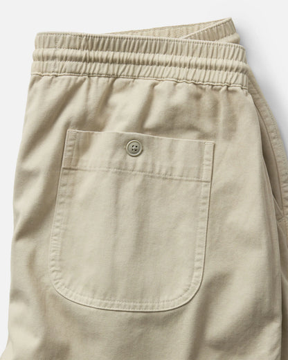 The Apres Short in Organic Aged Stone Foundation Twill