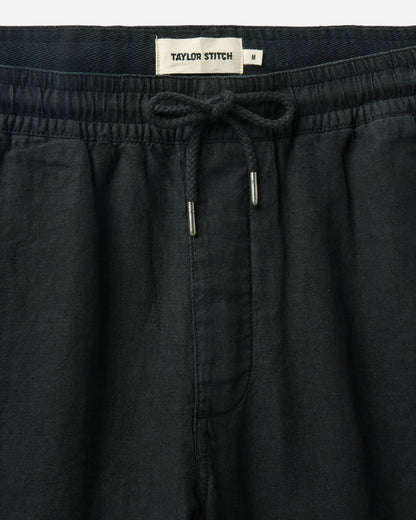 The Apres Short in Coal Hemp