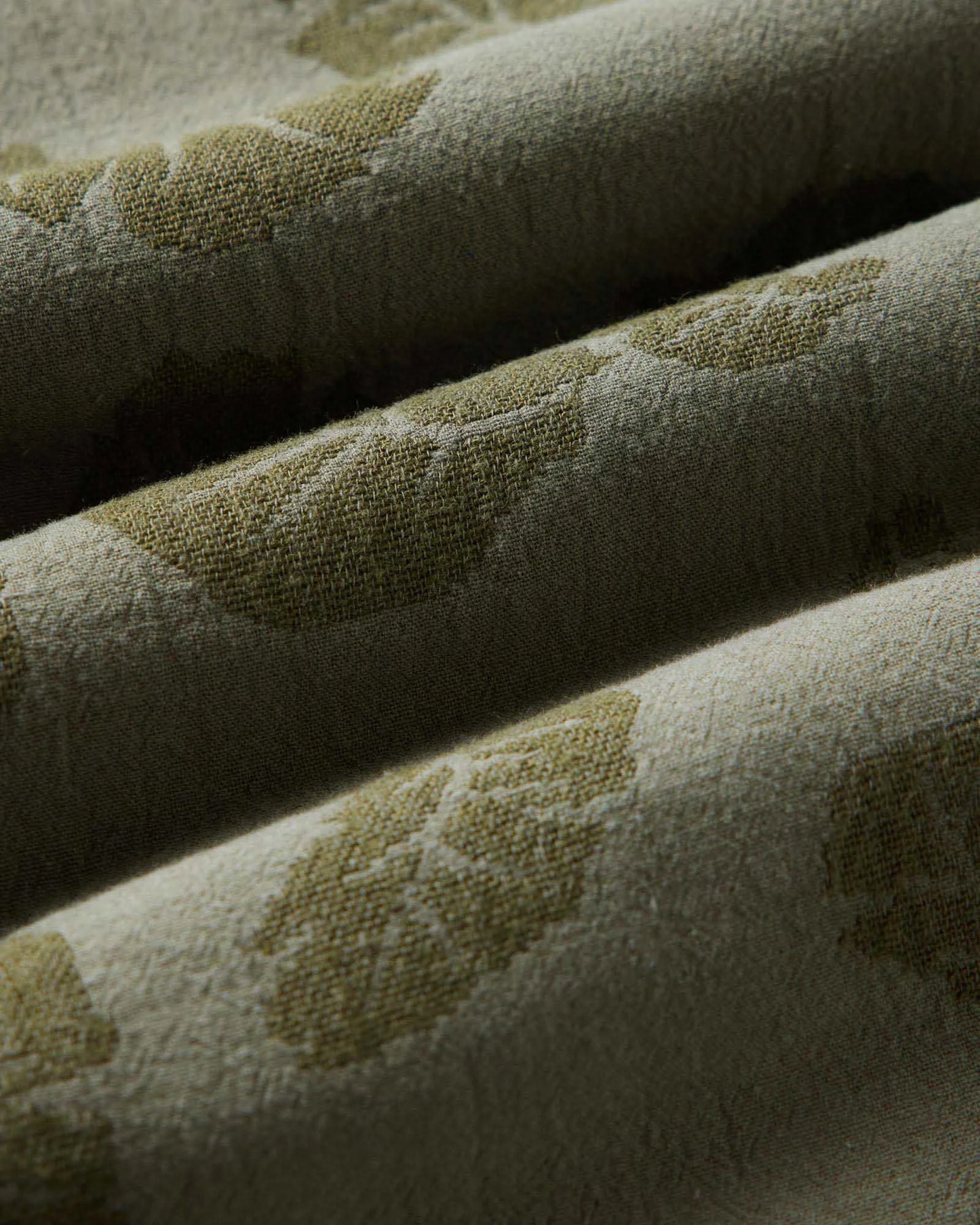 The Hawthorne Shirt in Burnt Olive Floral Jacquard